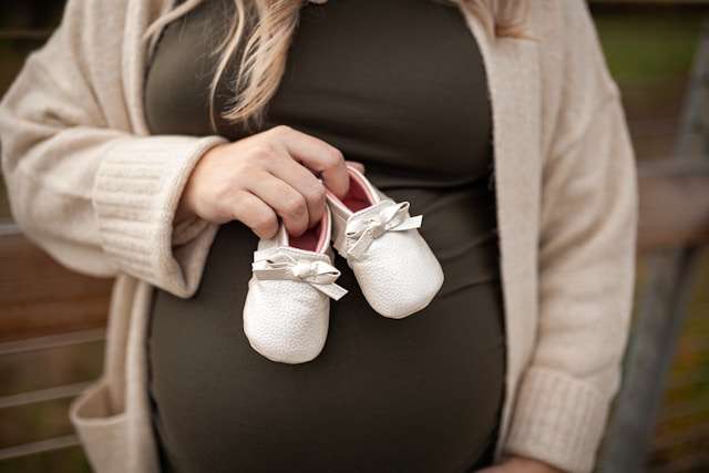 wardrobe motherhood
